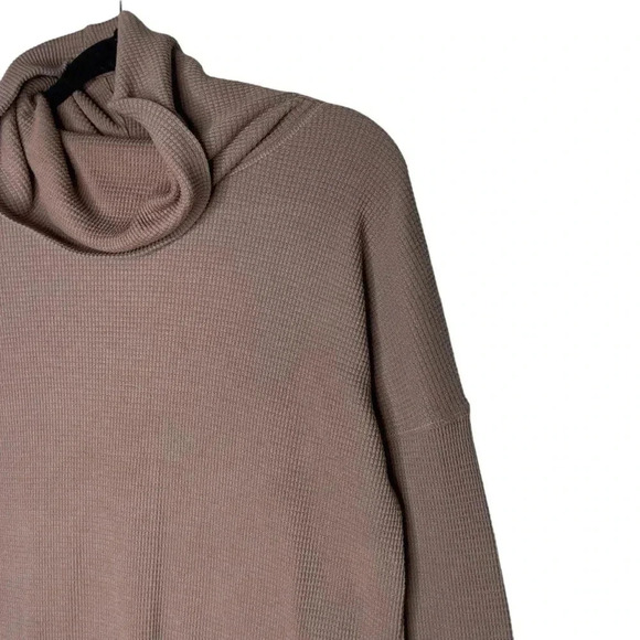 Babaton Thermal Cowlneck  Dusty rose pink/Taupe Size Small - Picture 9 of 10